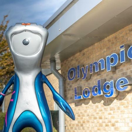 The Olympic Lodge Aylesbury  Eksteriør billede