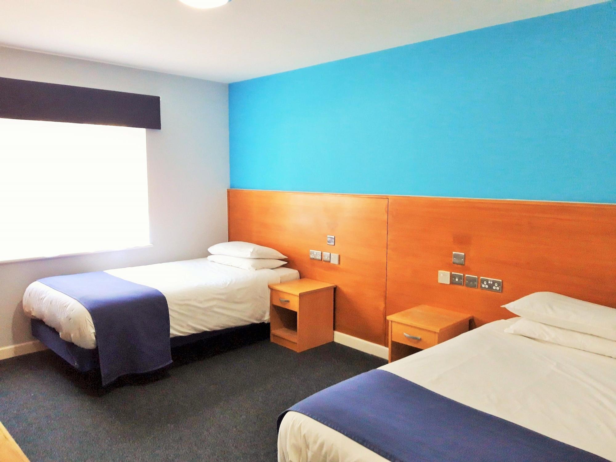The Olympic Lodge Aylesbury  Eksteriør billede