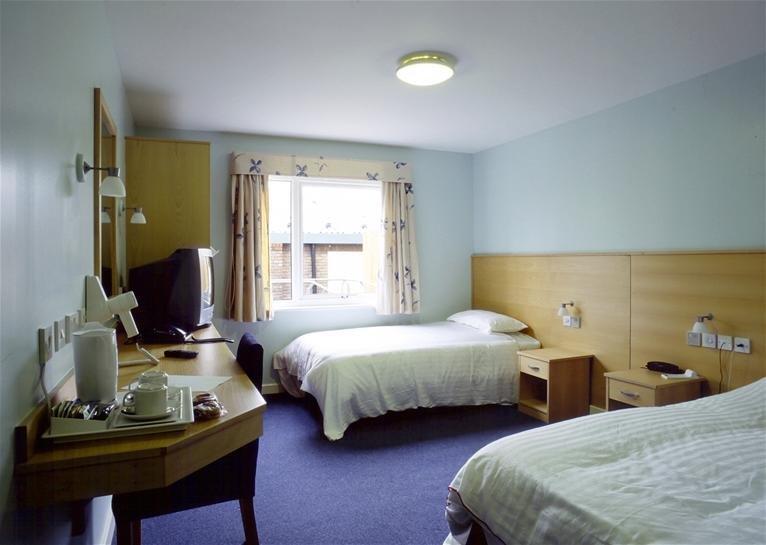 The Olympic Lodge Aylesbury  Eksteriør billede