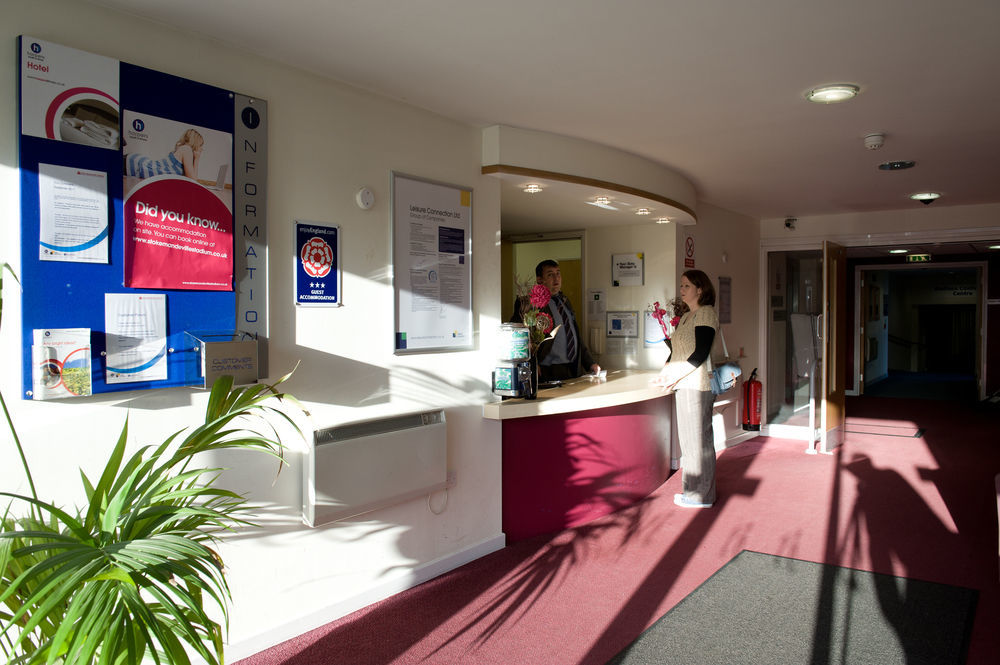 The Olympic Lodge Aylesbury  Eksteriør billede